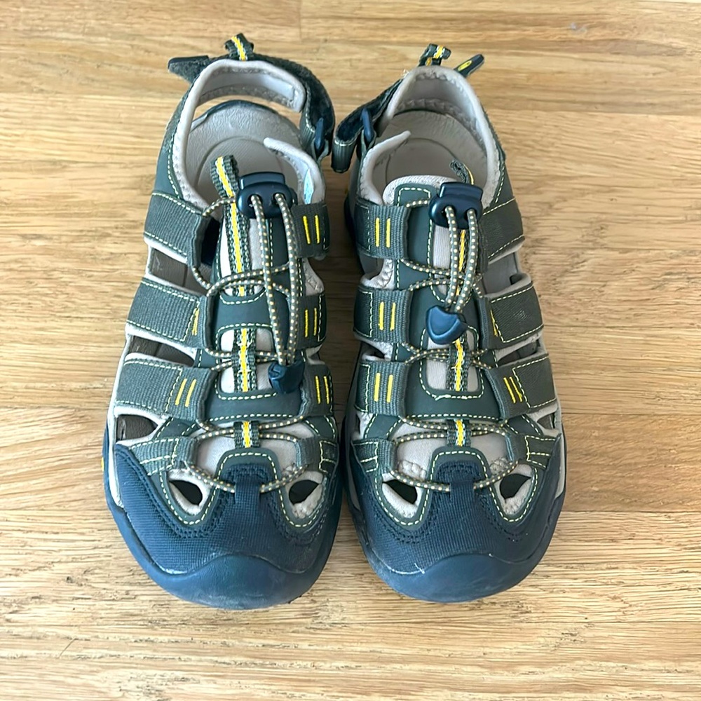 Women’s water/hiking sandal